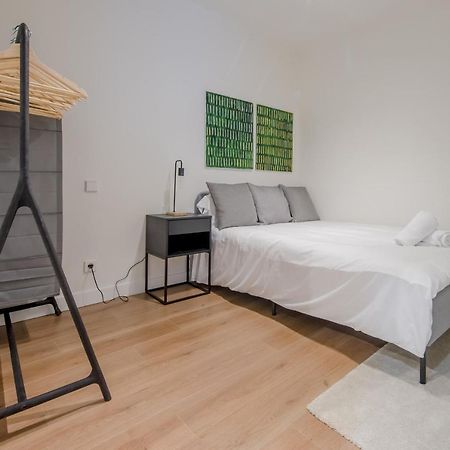 Апартаменты Modern Apt & Cool Interior Design En El Retiro Мадрид Экстерьер фото