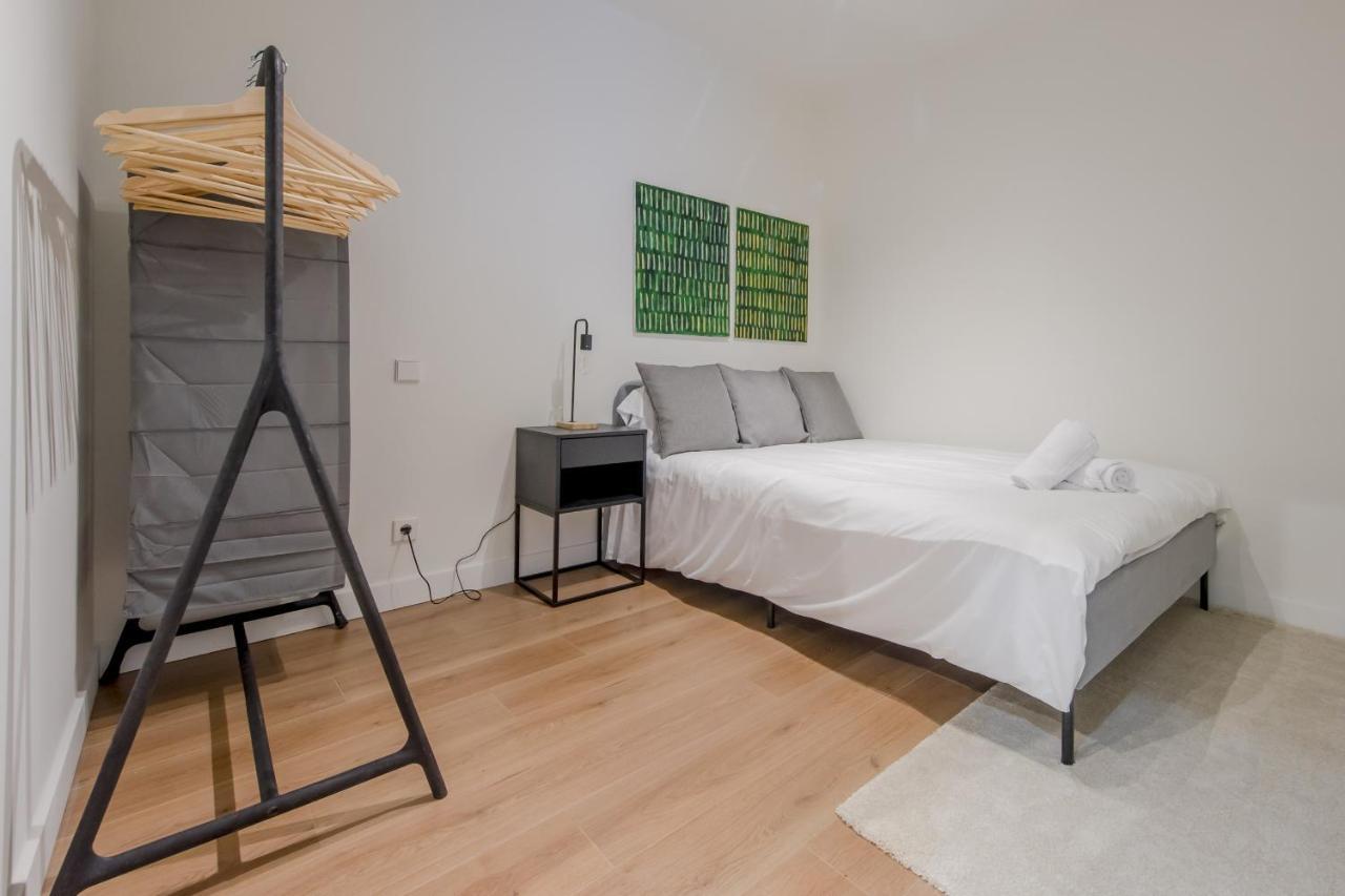 Апартаменты Modern Apt & Cool Interior Design En El Retiro Мадрид Экстерьер фото