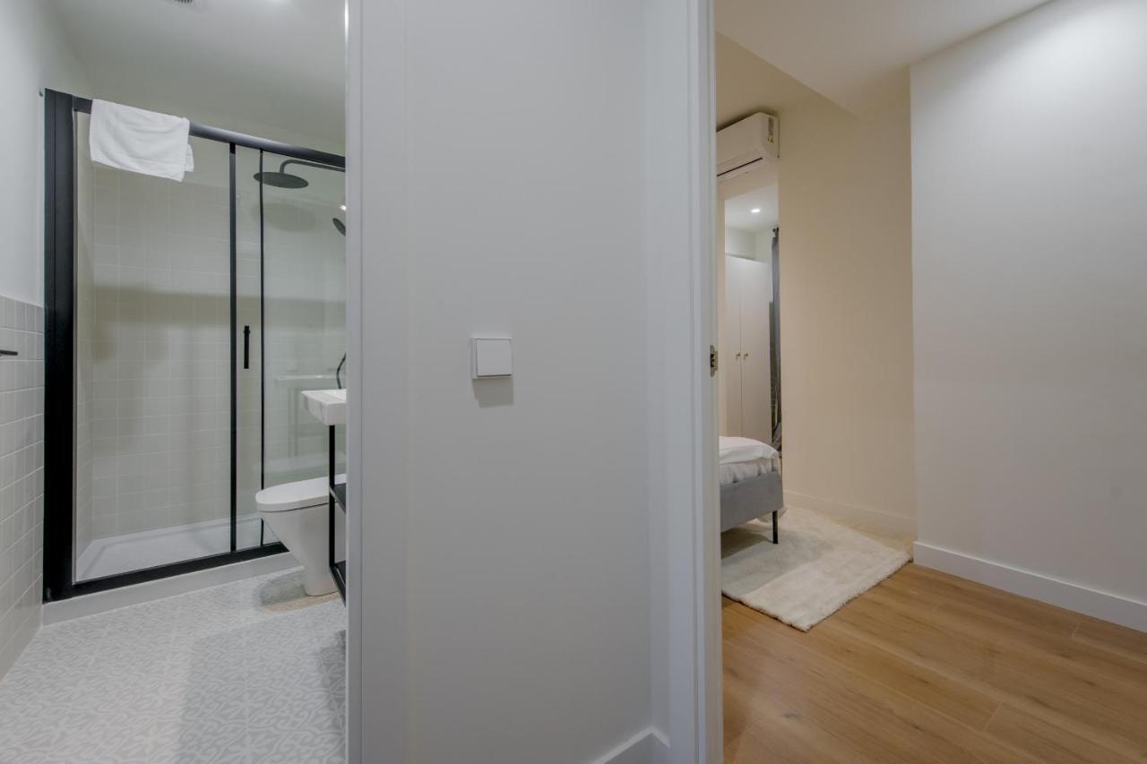 Апартаменты Modern Apt & Cool Interior Design En El Retiro Мадрид Экстерьер фото